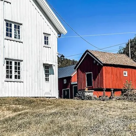 Lei Idyllisk 1700talls Gard!